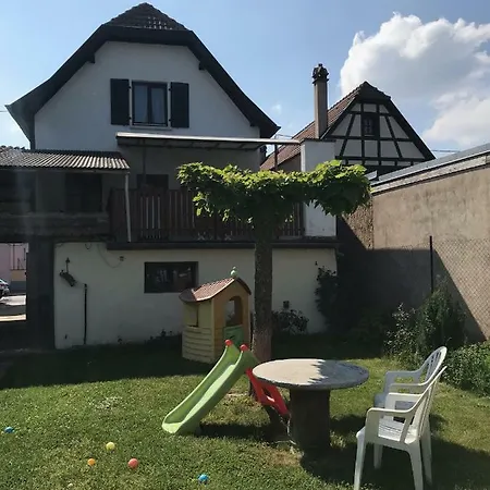 בית נופש Chez Annette Et Pierre Weber